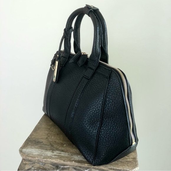 Kenzie Bag Black Tote Shoulder Gold-Tone Faux Leather Strap Medium Crossbody - Picture 2 of 16